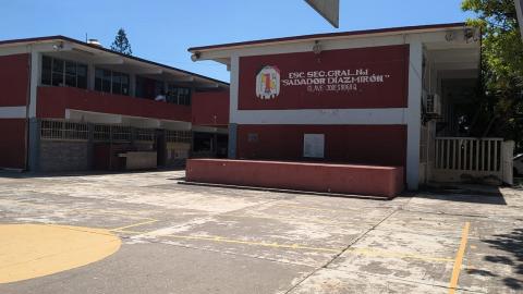 Por calor, suspenden educación física en secundaria de Veracruz