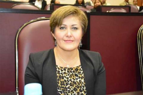 La PGR investigará a Eva Cadena por lavado de dinero