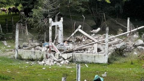 Explosión de polvorín deja un muerto y destruye vivienda en Coscomatepec