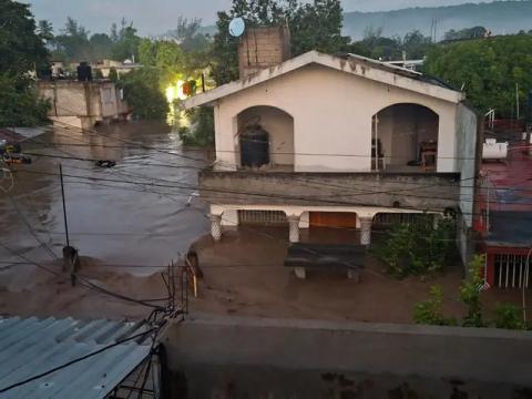 Reubicarán a más de 4 mil personas en riesgo, en el norte de Veracruz