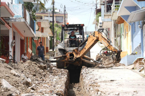 Impulsa Gobierno municipal de Emiliano Zapata transformación con obras de vialidad en El Chico y Nacaxtle