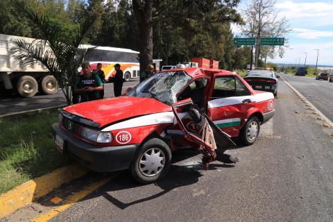 Dos lesionados en accidente sobre la carretera Xalapa-Veracruz