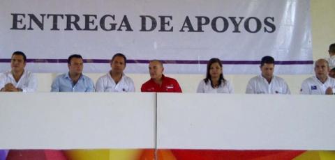 Javier Duarte, comprometido con los adultos mayores: Sedesol