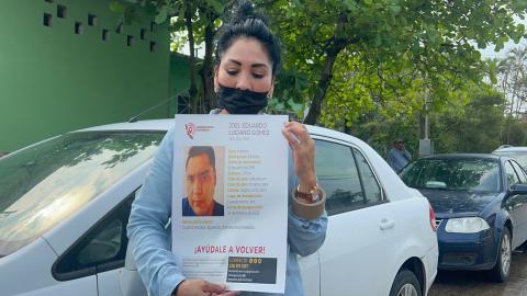 A Joel lo sacaron a la fuerza de su domicilio en Coatza; su madre lo busca