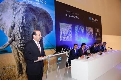 Presenta Telmex libro "Mamíferos del Mundo: Regiones Biogeográficas"