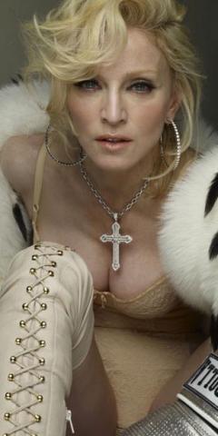 Madonna presentó Bitch I m Madonna