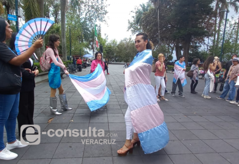 Marcha por la diversidad sexual en Xalapa; piden aprobar Ley de Prejuicios