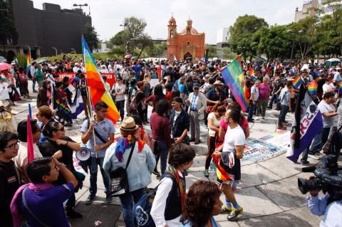 Frente a Catedral, LGBT demandan respeto a diversidad image 1