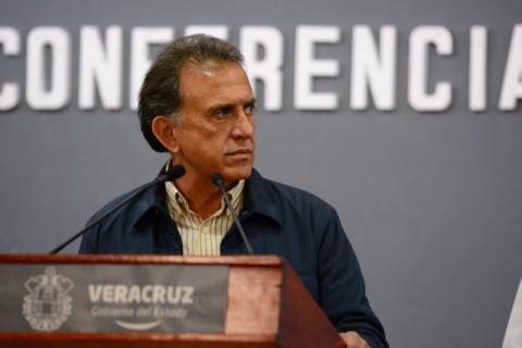 Miguel Ángel Yunes Linares criticará el gasolinazo ante la Conago