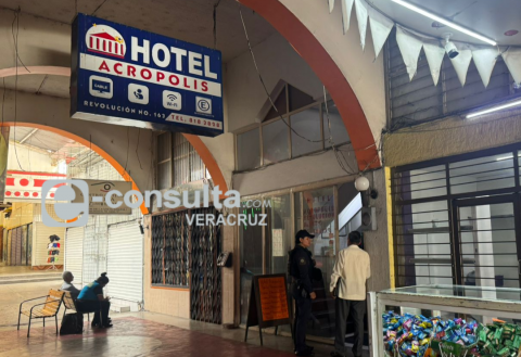 Hallan muerto a hombre dentro de hotel en el centro de Xalapa