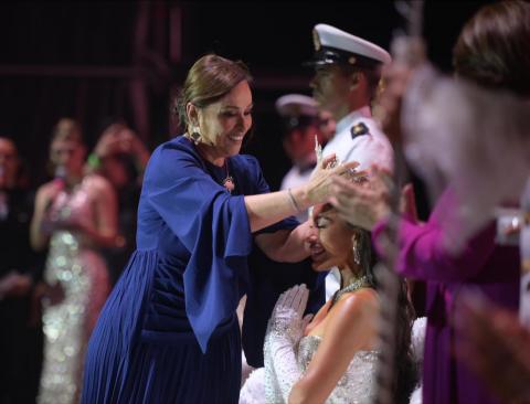 Nahle corona a Fernanda I, reina del Carnaval de Veracruz 2026