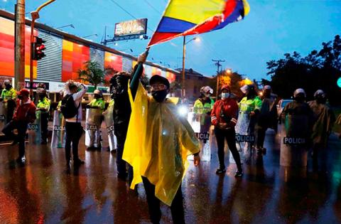 ONU denuncia abuzo excesivo de fuerza contra manifestantes, en Colombia