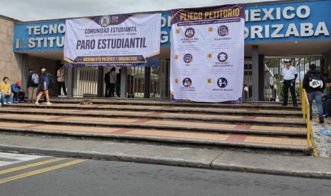 Estudiantes toman el Tecnológico de Orizaba y suspenden clases