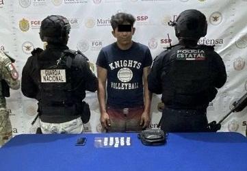 Liberan a víctima de secuestro y detienen a 43 en operativos, en Veracruz