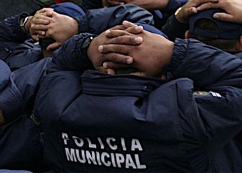 Nueve policías involucrados en secuestro continuarán presos: Juez