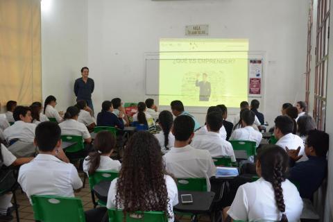 Gobierno Municipal ofrece orientación y asesoría a Jóvenes Emprendedores