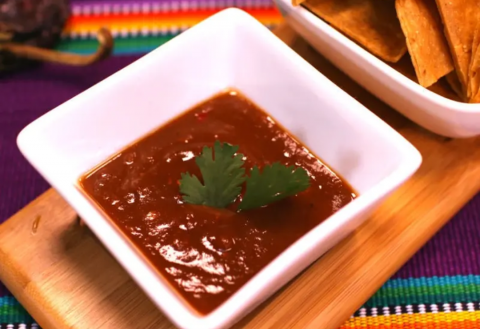 Así es la receta para hacer la famosa salsa de chile seco de Xalapa
