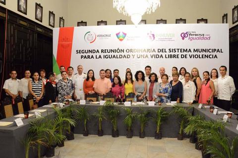 Gobierno Municipal trabaja en fortalecimiento de políticas públicas para empoderamiento de mujeres