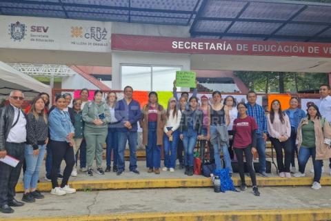 Toman sedes de SEV de norte a sur en Veracruz, exigen soluciones