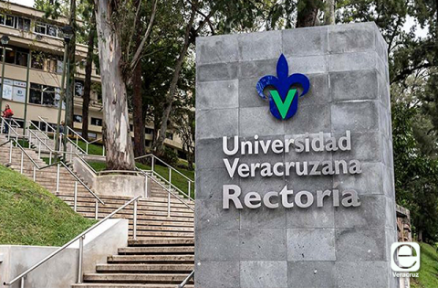 UV concluye curso a distancia; anuncia nuevas medidas vs covid