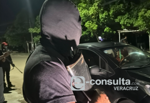 Nos defenderemos: 600 vecinos armados vigilan las calles de Oteapan