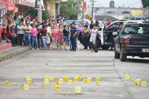 Veracruz debe transparencia a víctimas de la violencia: escritor