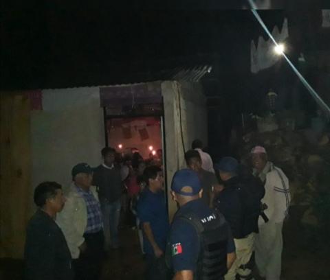 Cae rayo en festejo religioso, 3 lesionadas