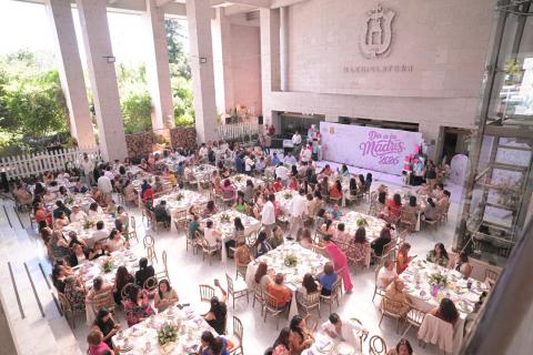 Congreso, madres, trabajadoras