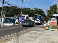 Bloqueo en la vía Las Trancas- Coatepec; vecinos piden reencarpetamiento