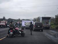 Comunidades indígenas bloquean carretera 127 en Potrero del Llano