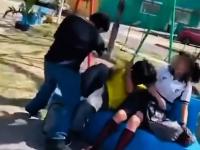 VIDEO | Joven da golpiza a otro en parque de Veracruz