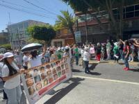 Aunque “ya no pueden caminar” madres buscan a desaparecidos en Xalapa