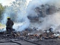Tráiler incendiado provoca cierre en carretera Xalapa-Veracruz